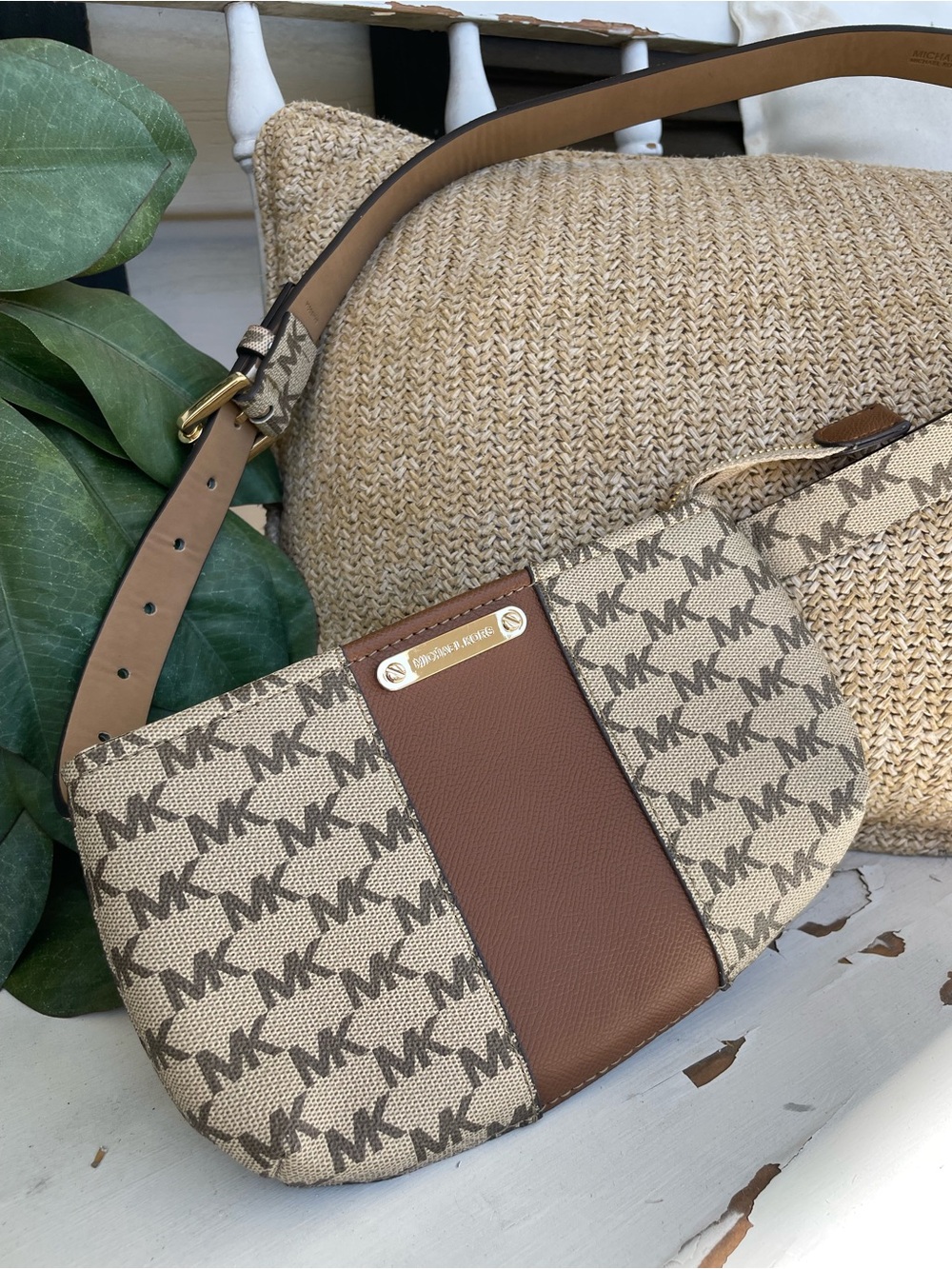 Michael Kors Signature Logo Belt Bag Crossbody